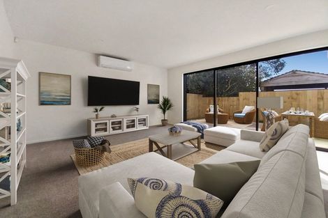 Photo of property in 10/116 Colwill Road, Massey, Auckland, 0614