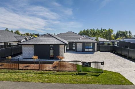 Photo of property in 9 Petre Lane, East Taieri, 9024