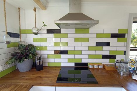 Photo of property in 2 Church Hill Road, Green Island, Dunedin, 9018