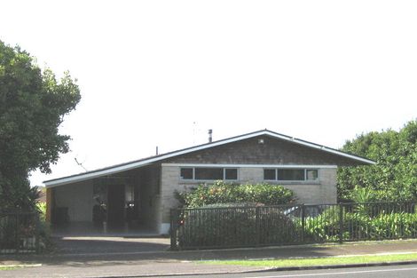 Photo of property in 205 Hobsonville Road, Hobsonville, Auckland, 0618