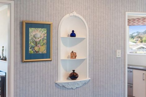 Photo of property in 1 Dunrobin Grove, Silverstream, Upper Hutt, 5019