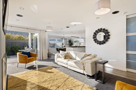 Photo of property in 153a Centaurus Road, Saint Martins, Christchurch, 8022