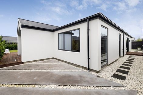 Photo of property in 7 Gratitude Way, Kelvin Grove, Palmerston North, 4414