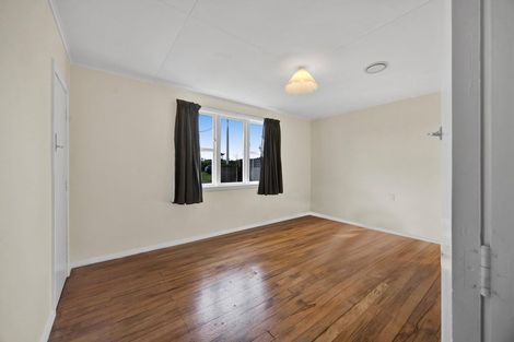 Photo of property in 5 Kepa Street, Ohawe, Hawera, 4671