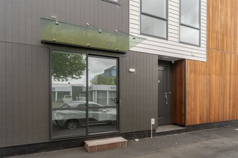 Photo of property in 24u1 Liverpool Street, Hamilton Central, Hamilton, 3204