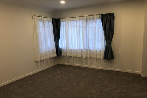 Photo of property in 41 Toanui Road, Hobsonville, Auckland, 0616