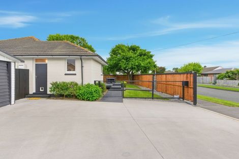 Photo of property in 8 Dufek Crescent, Wigram, Christchurch, 8042