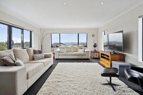 Photo of property in 81 Endeavour Drive, Whitby, Porirua, 5024