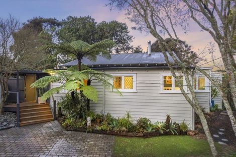 Photo of property in 324 Titirangi Road, Titirangi, Auckland, 0604