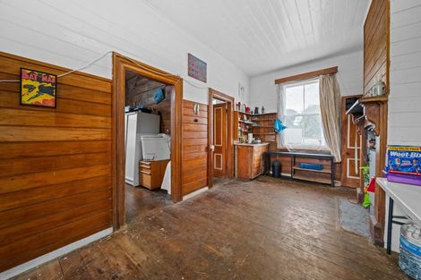 Photo of property in 1 Castle Hill Road, Alfredton, Eketahuna, 4996