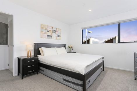 Photo of property in 80 Hobsonville Point Road, Hobsonville, Auckland, 0616