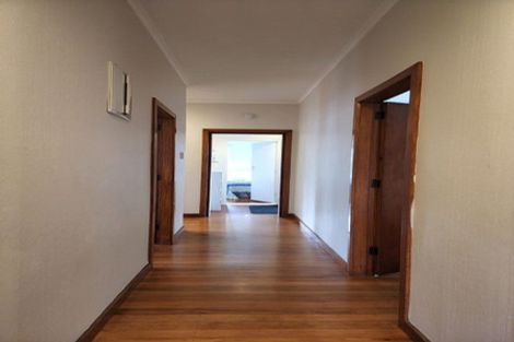 Photo of property in 8 Henui Street, Strandon, New Plymouth, 4312