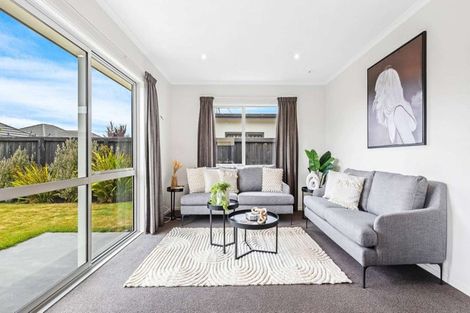 Photo of property in 25 Ragley Way, Rolleston, 7615