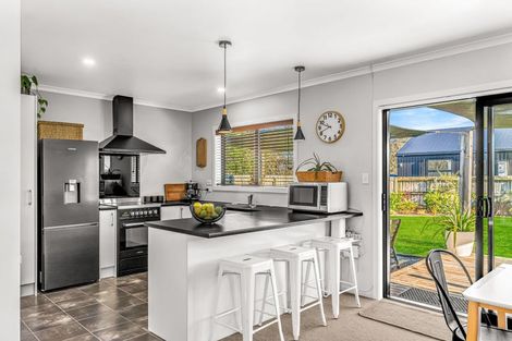 Photo of property in 16a De Lautour Road, Kaiti, Gisborne, 4010