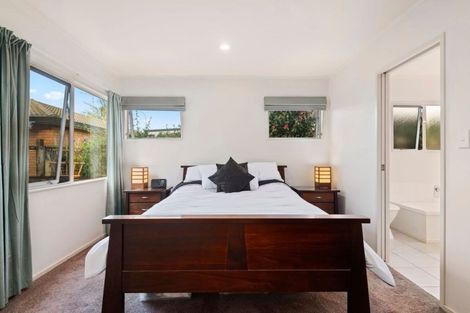 Photo of property in 492b Hibiscus Coast Highway, Orewa, 0931