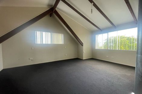 Photo of property in 1/106 Waimumu Road, Massey, Auckland, 0614