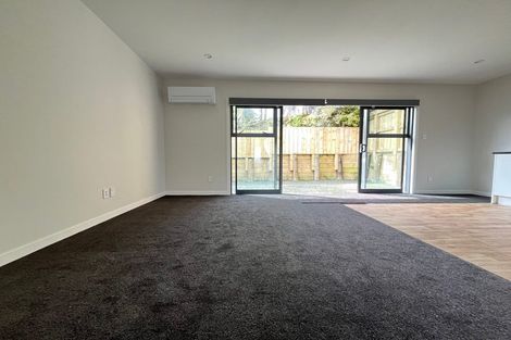 Photo of property in 49a Taylor Terrace, Tawa, Wellington, 5028