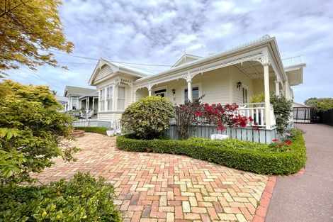 Photo of property in 7 Grahame Street, Devonport, Auckland, 0624