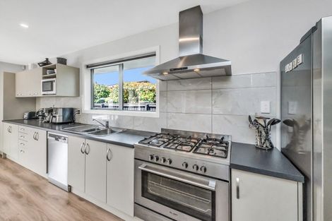 Photo of property in 17 Pahau Place, Cracroft, Christchurch, 8025