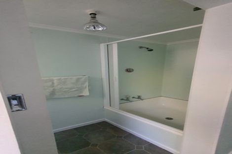 Photo of property in 6 Springfield Avenue, Ngarimu Bay, Thames, 3575