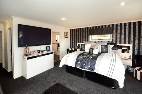Photo of property in 14 Kura Place, Mosgiel, 9024