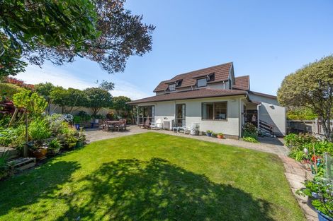 Photo of property in 158 Westchester Drive, Churton Park, Wellington, 6037