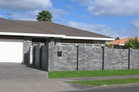 Photo of property in 12 Suncrest Drive, West Harbour, Auckland, 0618