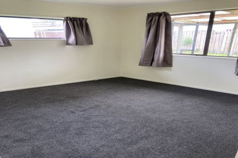 Photo of property in 67 Sunvue Road, Glen Eden, Auckland, 0602