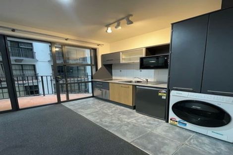 Photo of property in Atrium Apartments, 3i/154 The Terrace, Wellington Central, Wellington, 6011