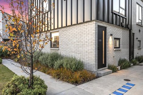 Photo of property in 1/329 Lincoln Road, Addington, Christchurch, 8024