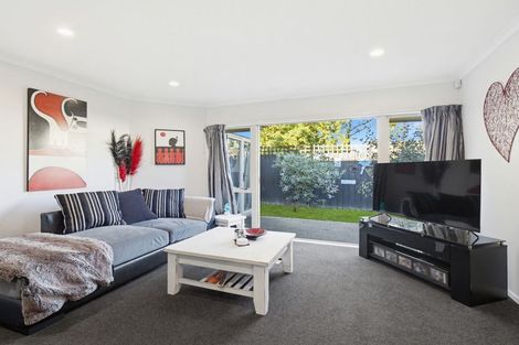 Photo of property in 15a Manawatu Street, Hokowhitu, Palmerston North, 4410