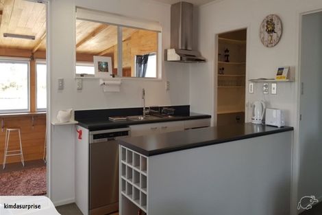 Photo of property in 21 Kuparu Place, Ruakaka, 0116