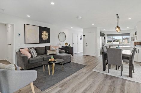Photo of property in 16 Perla Road, Pukekohe, 2120