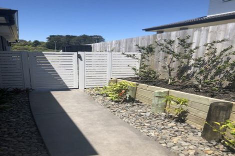 Photo of property in 3 Pae Moana Place, Stanmore Bay, Whangaparaoa, 0932