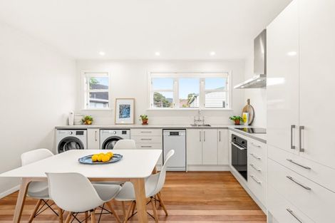 Photo of property in 4 Barsi Grove, Avalon, Lower Hutt, 5011