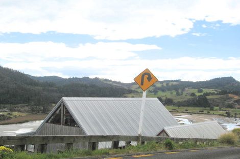 Photo of property in 14 Ridge Road, Tairua, 3508