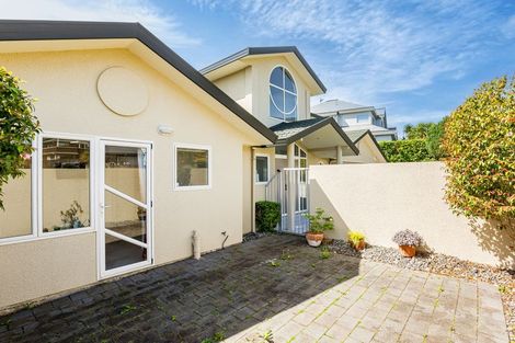 Photo of property in 35 Halladale Road, Papakowhai, Porirua, 5024