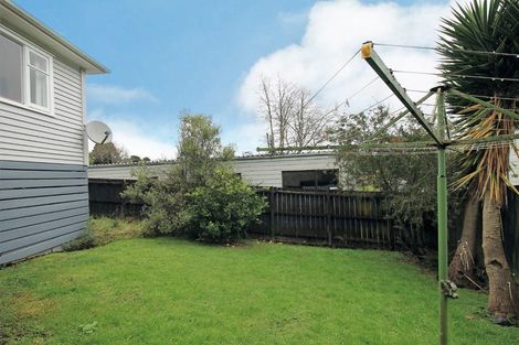 Photo of property in 1 Wattle Road, Sunnyvale, Auckland, 0612