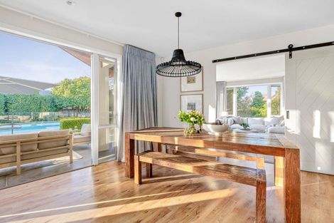 Photo of property in 1 Norfolk Drive, Cambridge, 3434