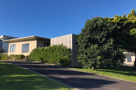 Photo of property in 1009 Papamoa Beach Road, Papamoa Beach, Papamoa, 3118