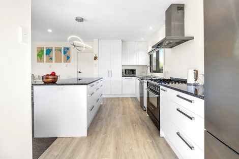 Photo of property in 16 Harris Crescent, Papanui, Christchurch, 8053