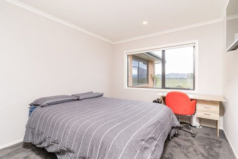 Photo of property in 10 Hardacre Place, Omarama, 9412