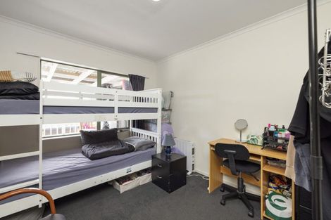 Photo of property in 80 Welcome Bay Road, Welcome Bay, Tauranga, 3112