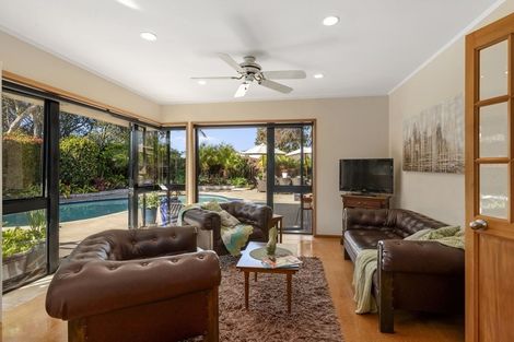 Photo of property in 3 Maygrove Drive, Orewa, 0931