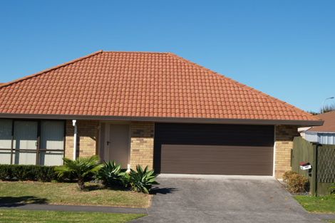 Photo of property in 4/52 Millhouse Drive, Northpark, Auckland, 2013