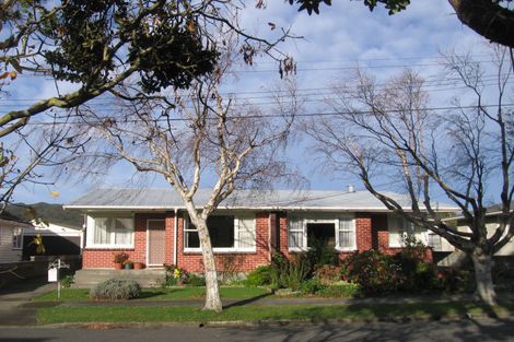 Photo of property in 13a Stamford Grove, Avalon, Lower Hutt, 5011