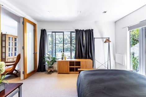 Photo of property in 17u2 Blackbridge Road, Wadestown, Wellington, 6012