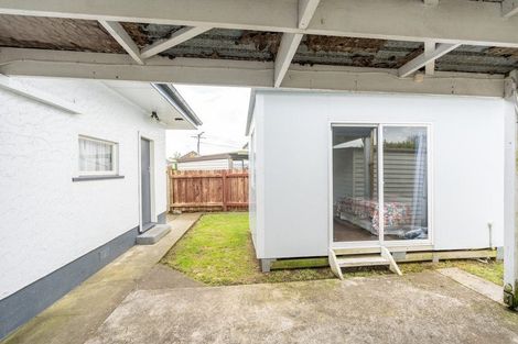 Photo of property in 2 Brocas Avenue, Hillcrest, Hamilton, 3216