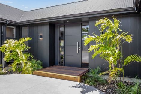 Photo of property in 4/20 Gordon Street, Glen Avon, New Plymouth, 4312