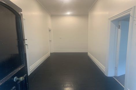 Photo of property in 39 Hankey Street, Mount Cook, Wellington, 6021